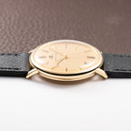 Jaeger-LeCoultre Dress Watch Centre Seconds 18K Yellow Gold Ref. 9088 from 1970s