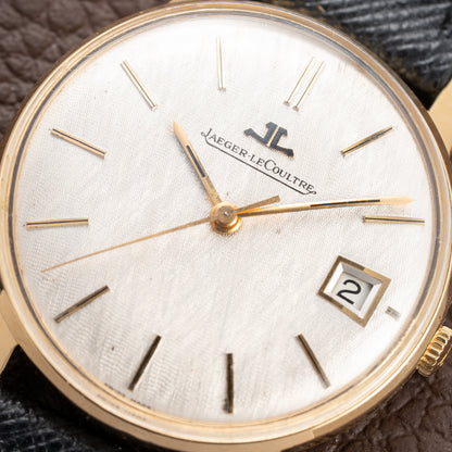 Jaeger-LeCoultre Ultra-Thin Dress Watch 18K Yellow Gold Linnen Dial with Date Ref. 21002 from 1960s