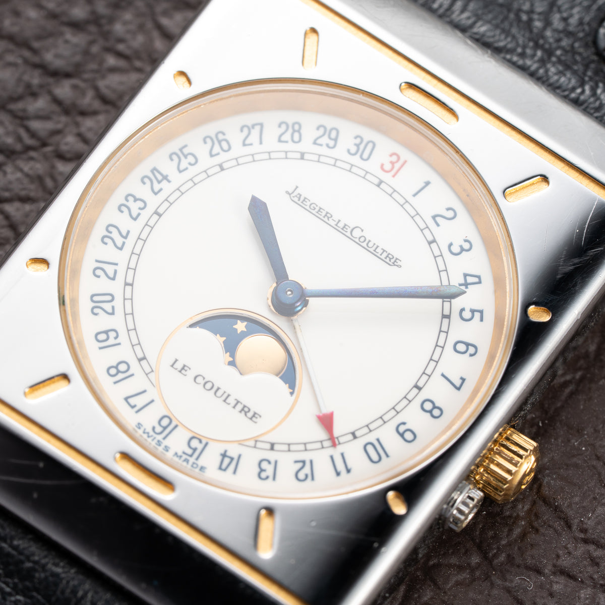 Jaeger-LeCoultre Moonphase Triple Calendar “LeCoultre” Quartz Ref. 400.6.20 from 1990s