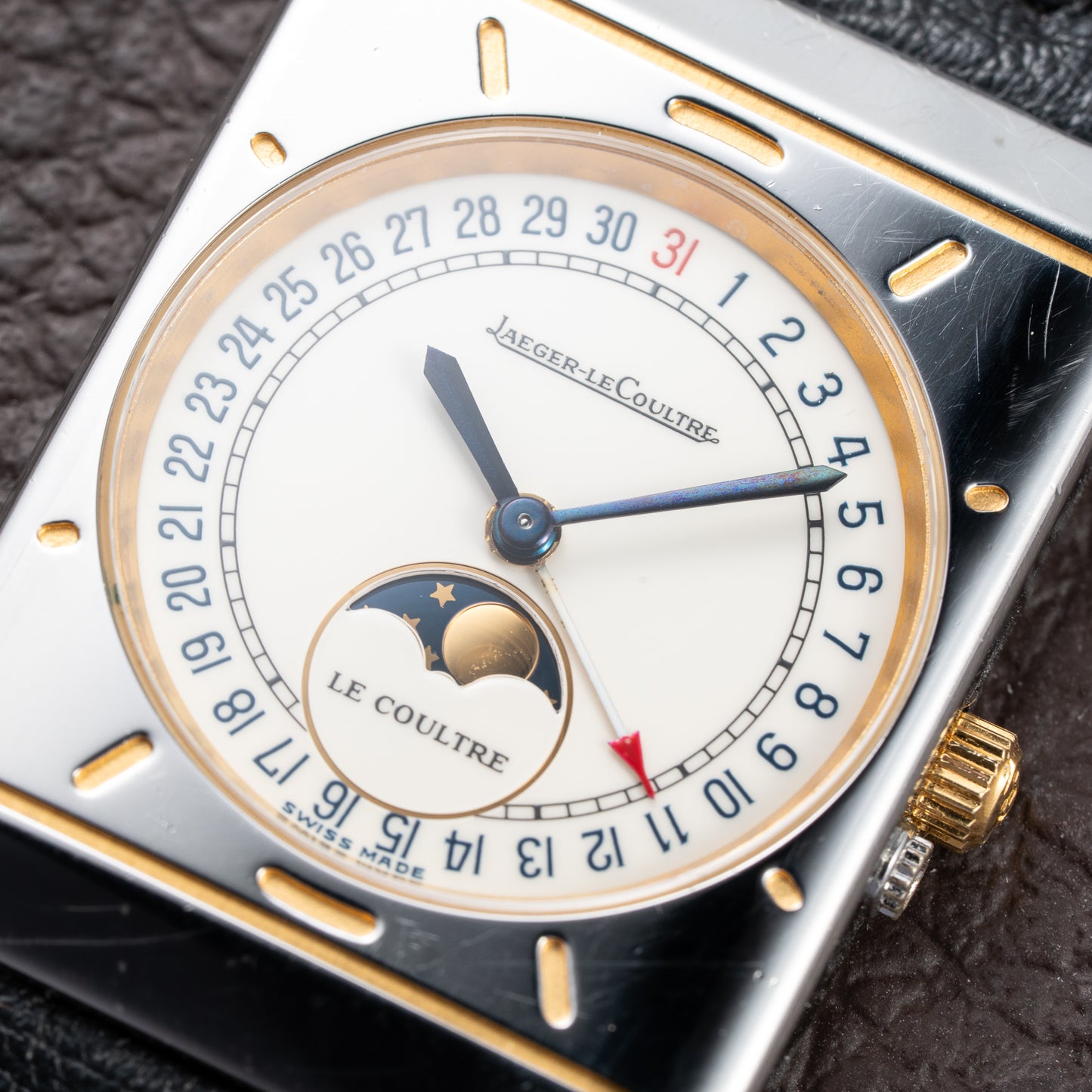 Jaeger-LeCoultre Moonphase Triple Calendar “LeCoultre” Quartz Ref. 400.6.20 from 1990s