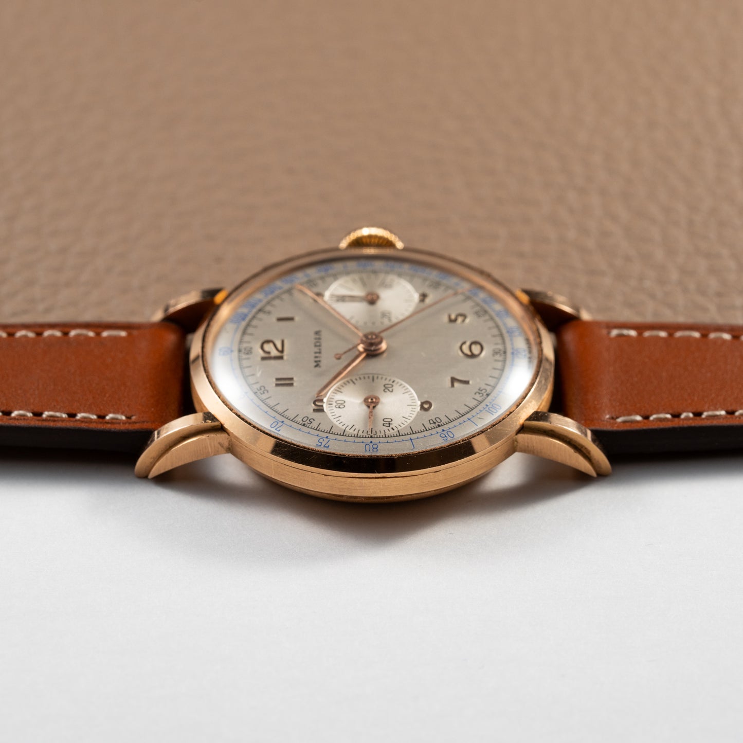 Mildia Valjoux 22 Chronograph Stepped Lugs