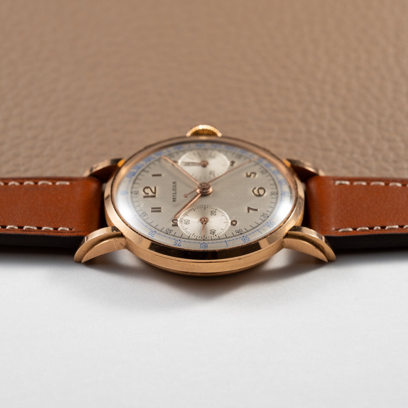 Mildia Valjoux 22 Chronograph Stepped Lugs