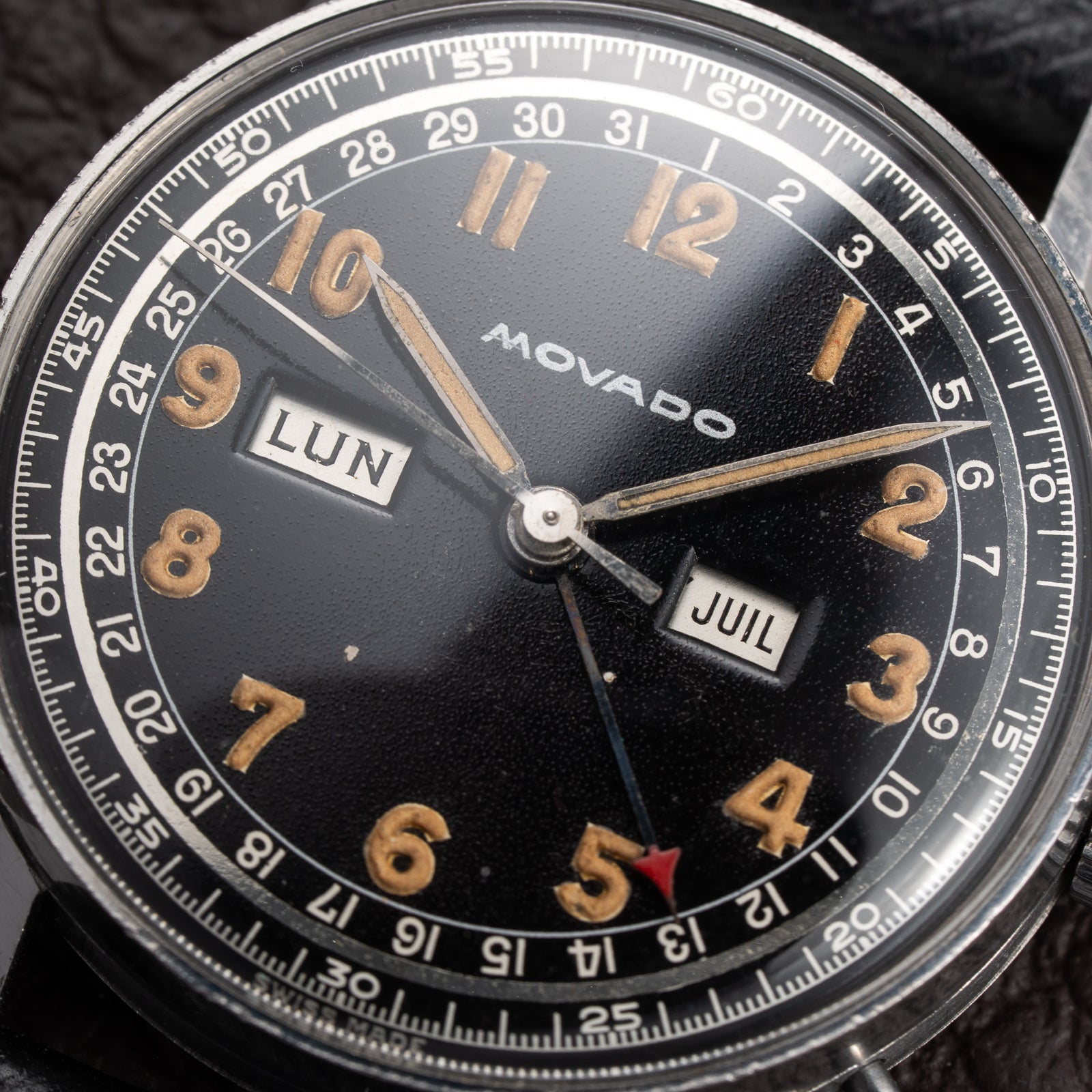 Movado Calendograf Triple Calendar Black Gilt Two Tone Thick Radium Dial Ref. 14816 Circa 1940s