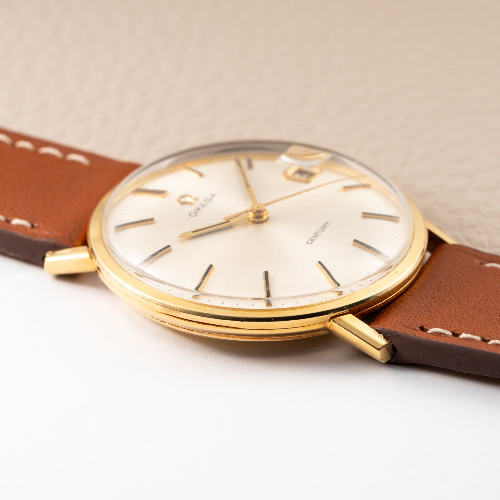 Omega Century 18K Yellow Gold Dress Watch Date Ref. 132.026 from 1966