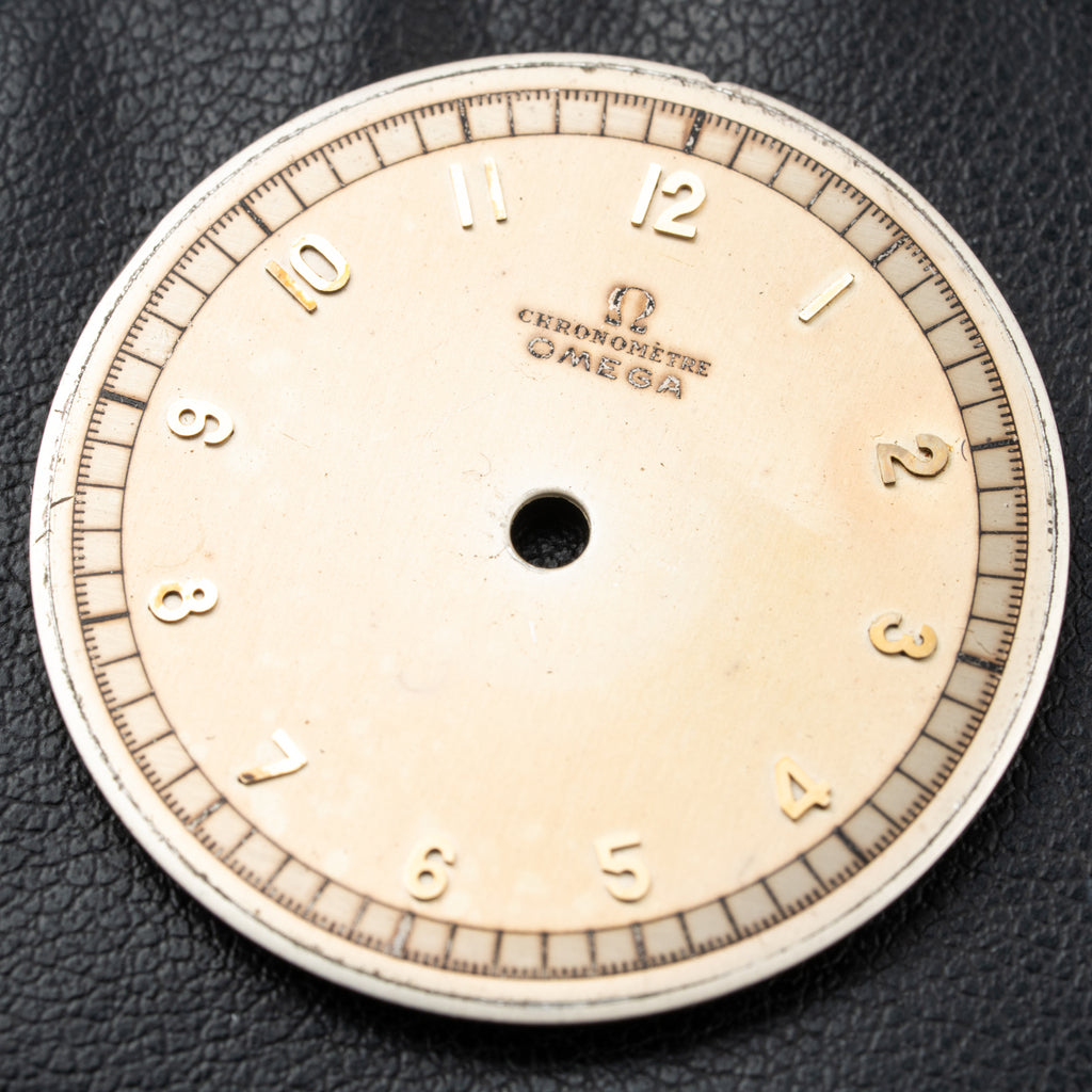 Omega Chronomètre 30T2RG 18K Yellow Gold Oxidized Case from 1945