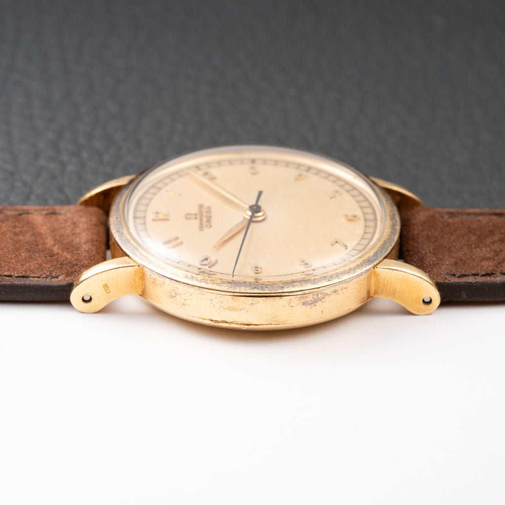 Omega Chronomètre 30T2RG 18K Yellow Gold Oxidized Case from 1945