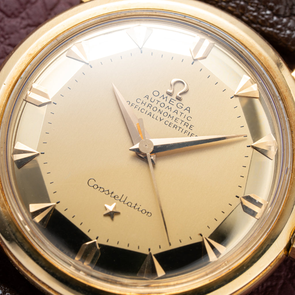 Omega Constellation DeLuxe Pie Pan 18K Yellow Gold from 1952 ref 2652