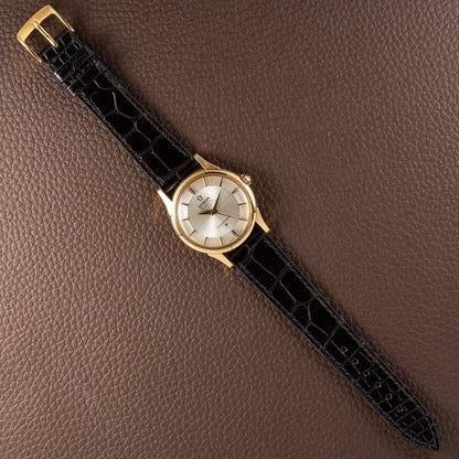 Omega Constellation Pie Pan Automatic 18K Yellow Gold Ref. 14381 Onyx Indices from 1959