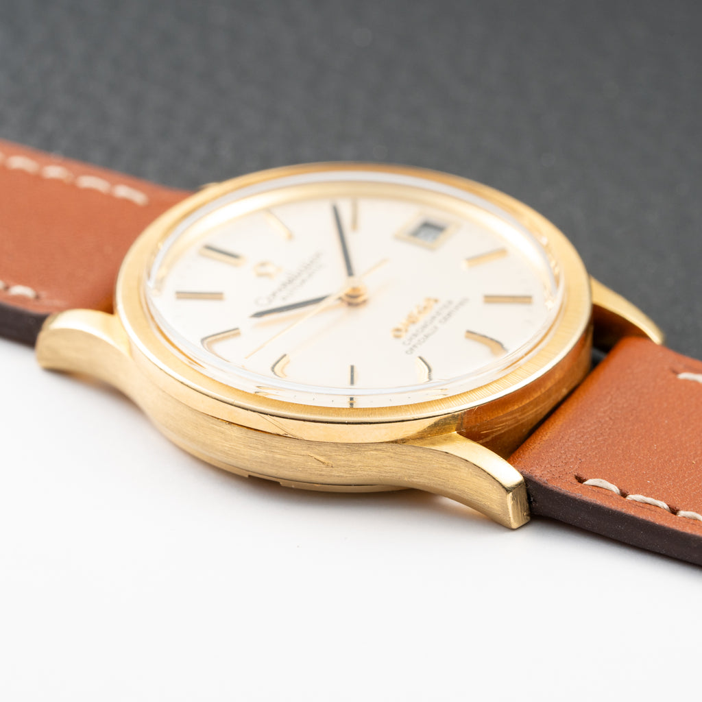 Omega Constellation 18K Yellow Gold Chronometer Automatic Ref. 166.052 from 1969