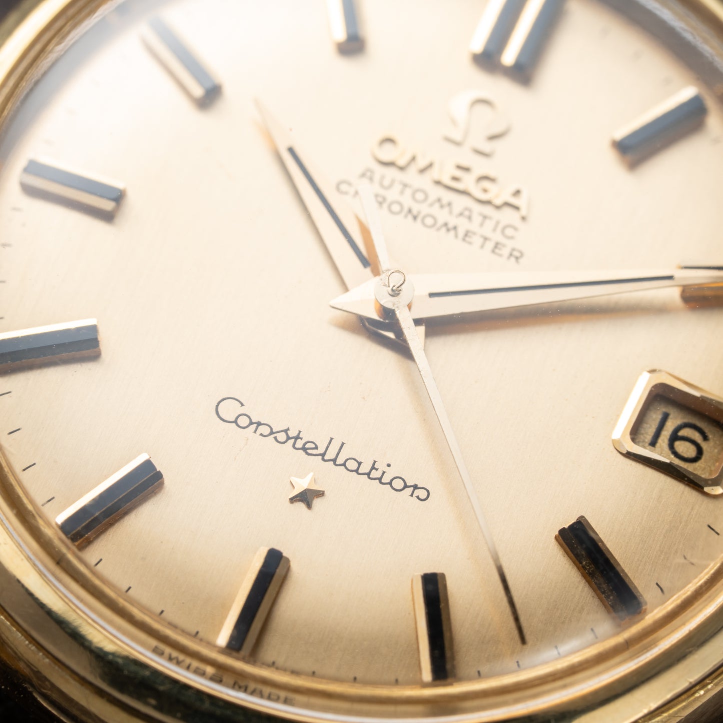 Omega Constellation DeLuxe Automatic Onyx Indices 18K Yellow Gold Ref. 14393 from 1959