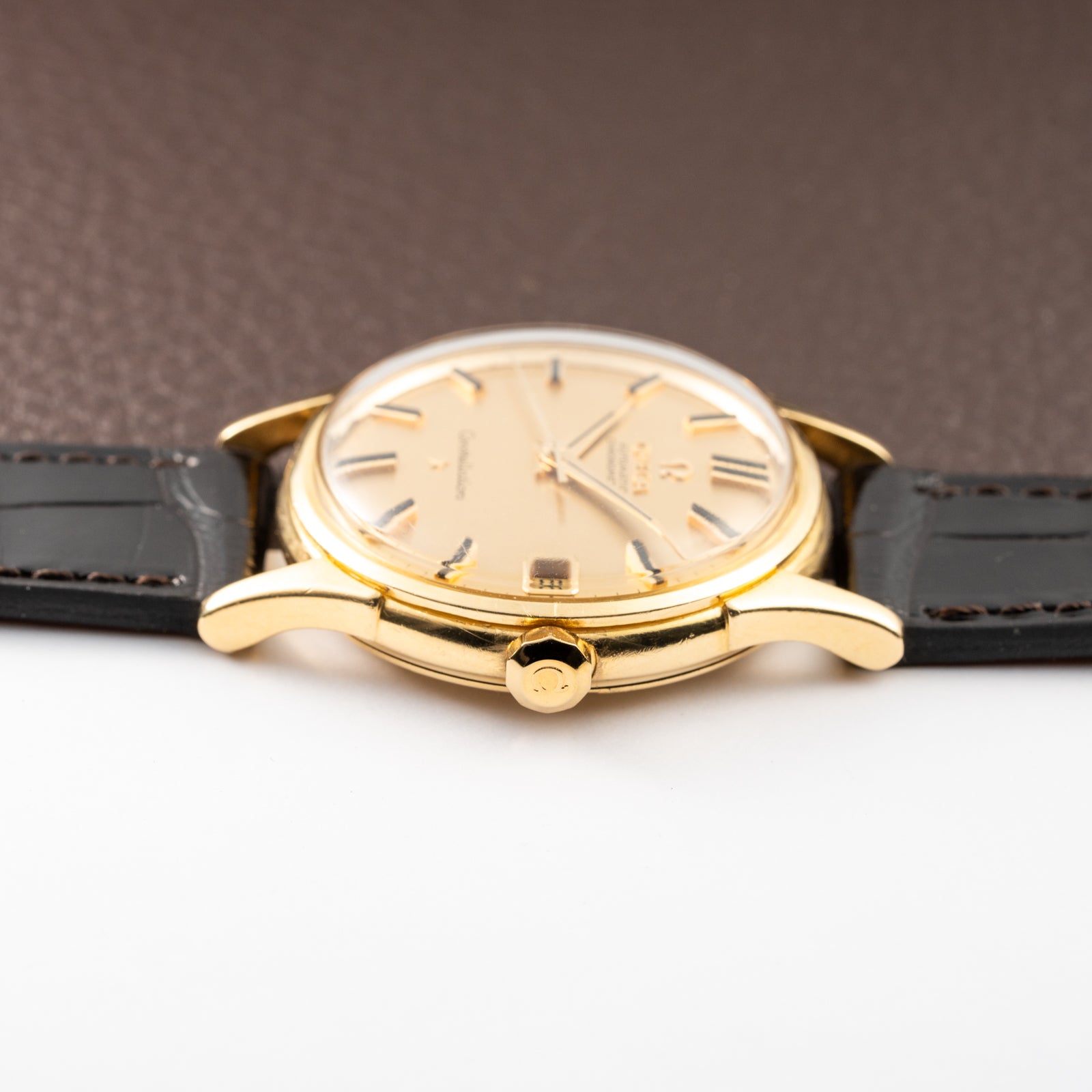 Omega Constellation DeLuxe Automatic Onyx Indices 18K Yellow Gold Ref. 14393 from 1959
