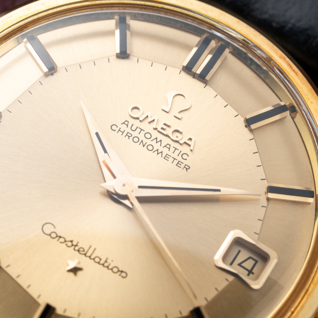 Omega Constellation Automatic DeLuxe Pie Pan Onyx Dial Dog-Leg Case Ref 168.005 from 1962 MUSEUM QUALITY