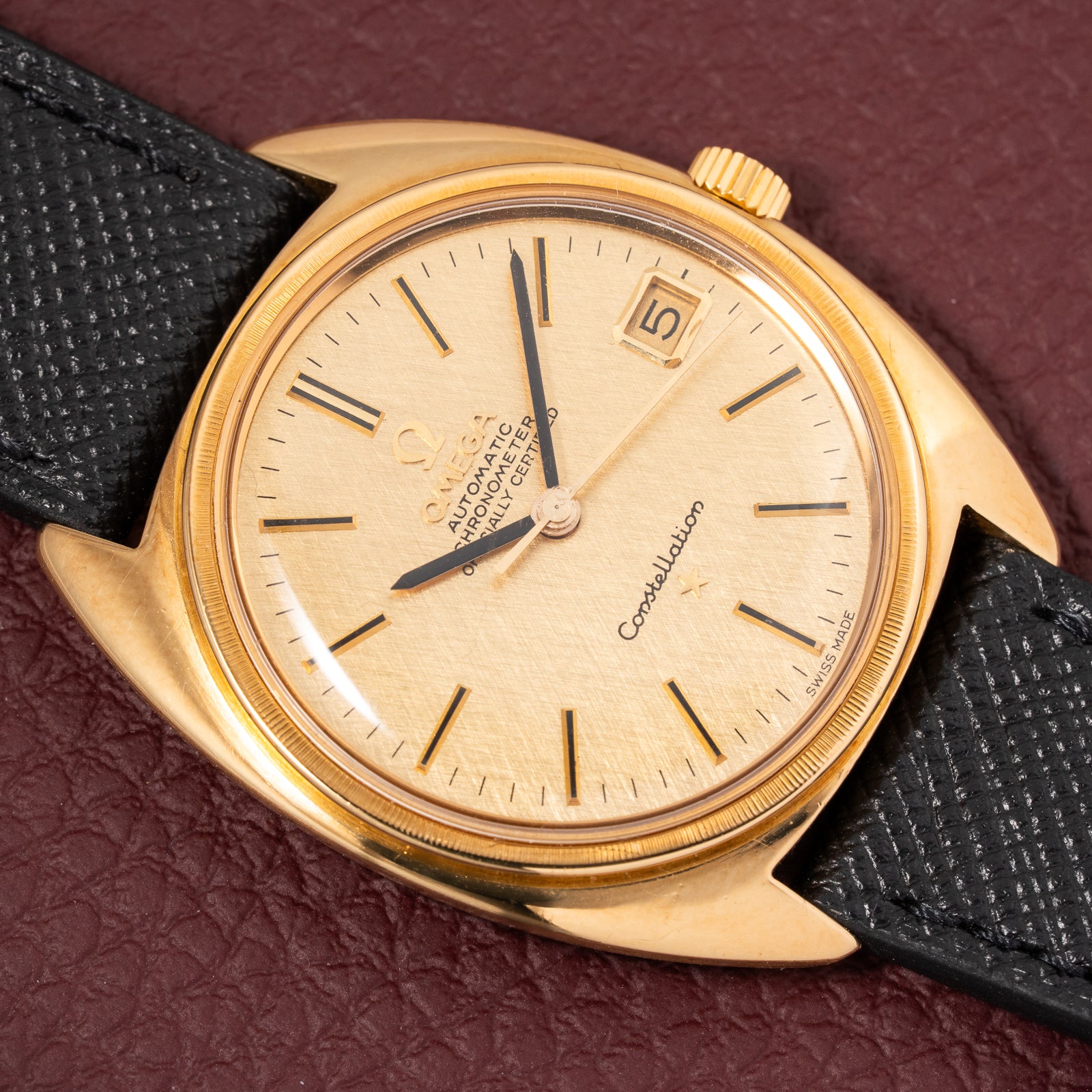 Omega Constellation C-Shape Automatic 18K Yellow Gold “OM Linen Dial” Box & Paperwork Ref. 168.017 from 1967