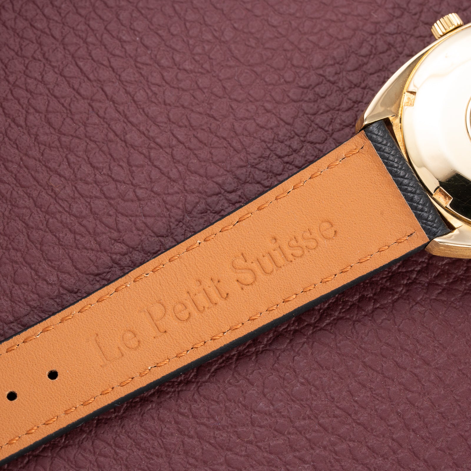 Omega Constellation C-Shape Automatic 18K Yellow Gold “OM Linen Dial” Box & Paperwork Ref. 168.017 from 1967