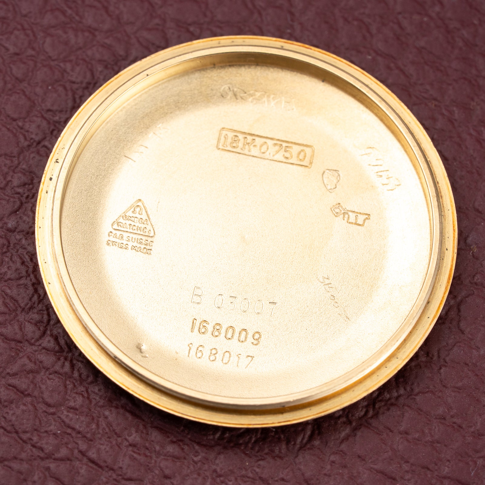 Omega Constellation C-Shape Automatic 18K Yellow Gold “OM Linen Dial” Box & Paperwork Ref. 168.017 from 1967