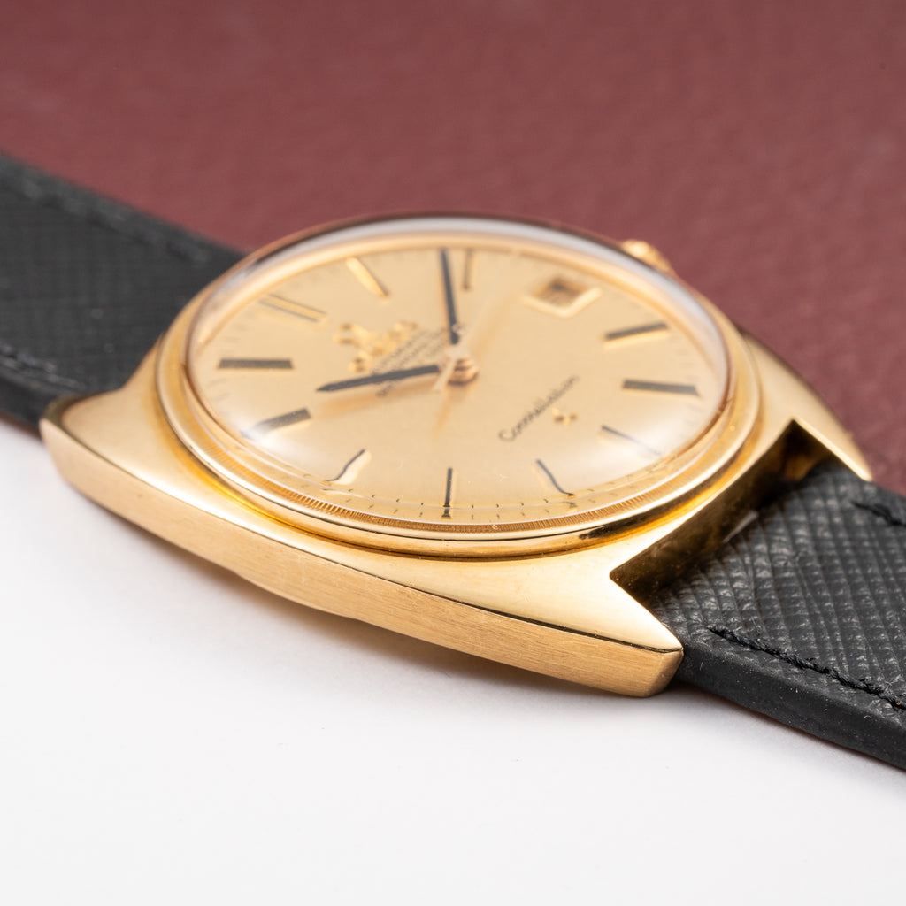 Omega Constellation C-Shape Automatic 18K Yellow Gold “OM Linen Dial” Box & Paperwork Ref. 168.017 from 1967