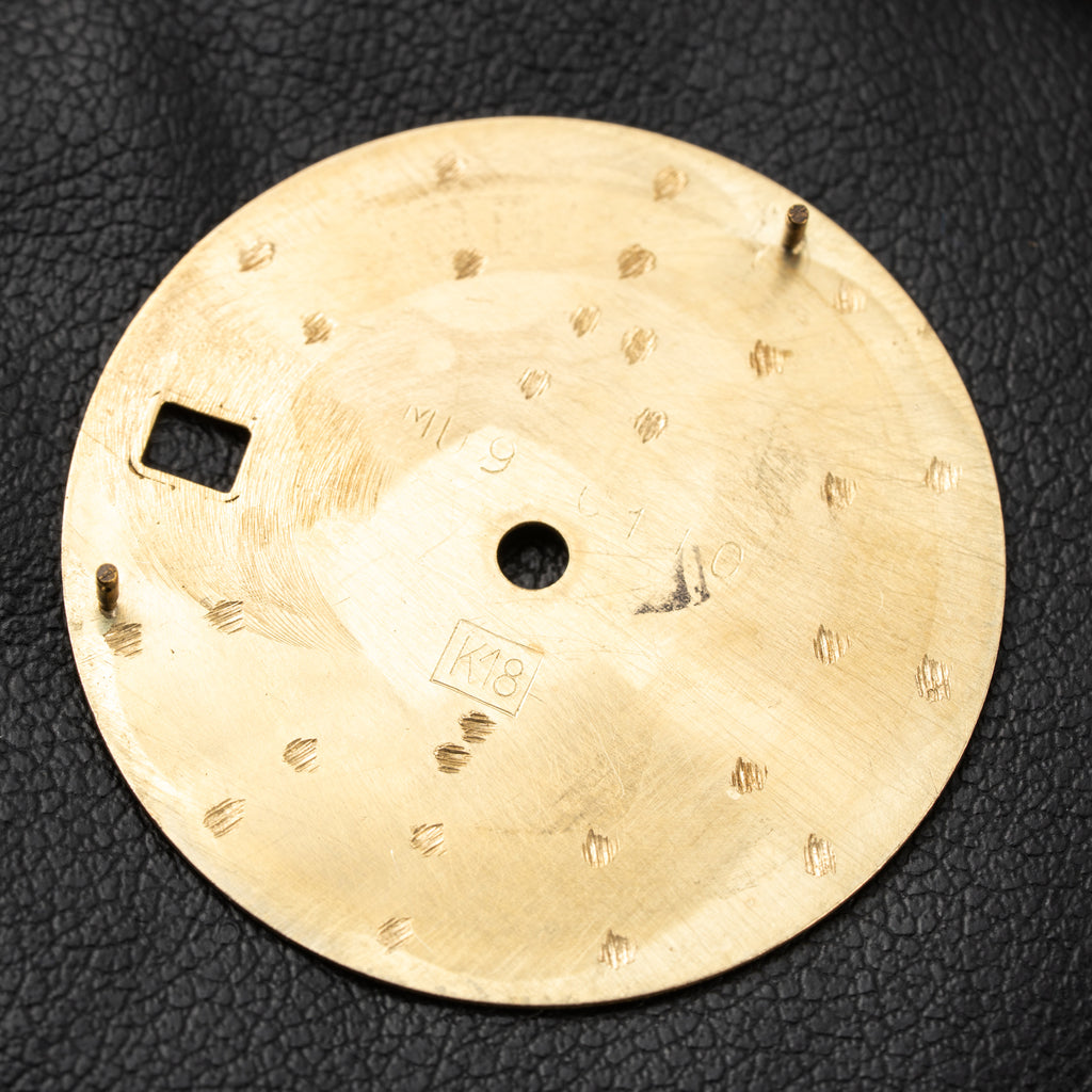 Omega Constellation C-Shape Automatic 18K Yellow Gold “OM Linen Dial”  Ref. 168.017 from 1969