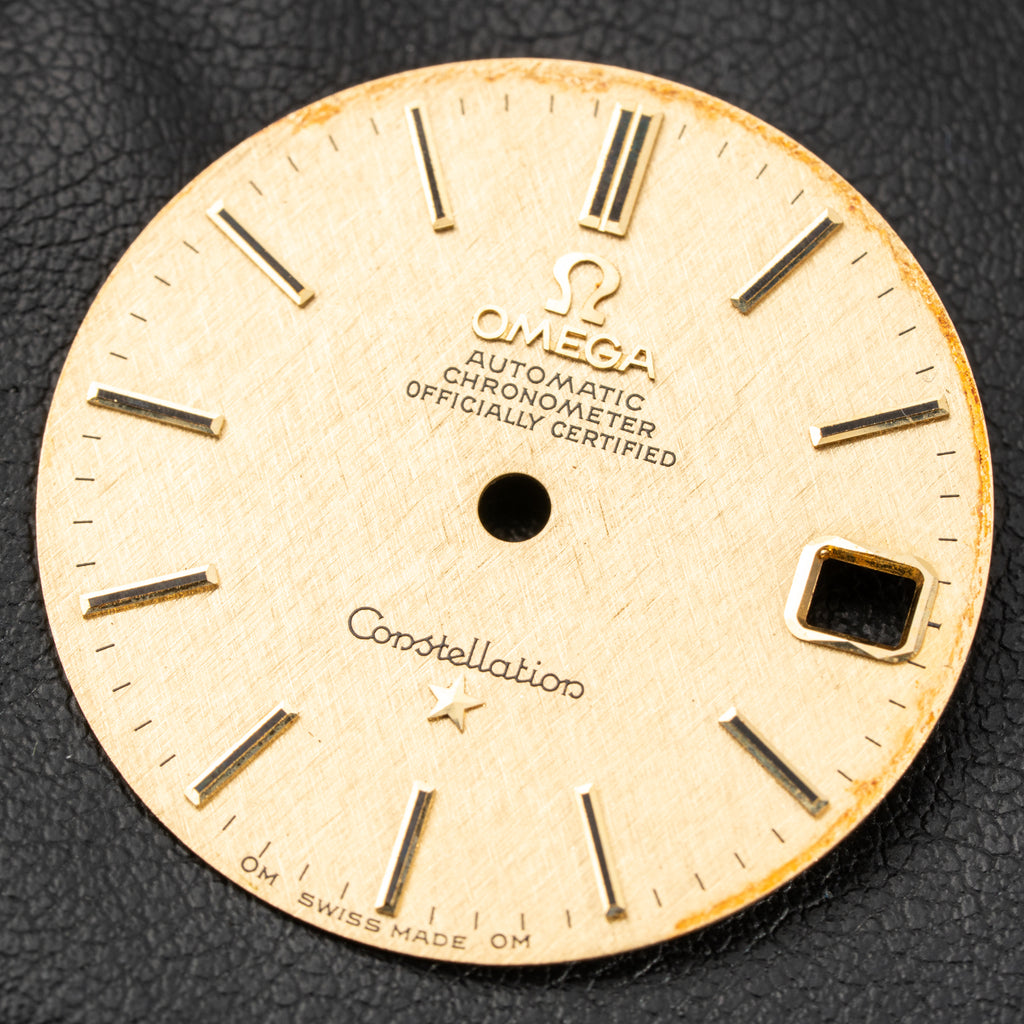 Omega Constellation C-Shape Automatic 18K Yellow Gold “OM Linen Dial”  Ref. 168.017 from 1969