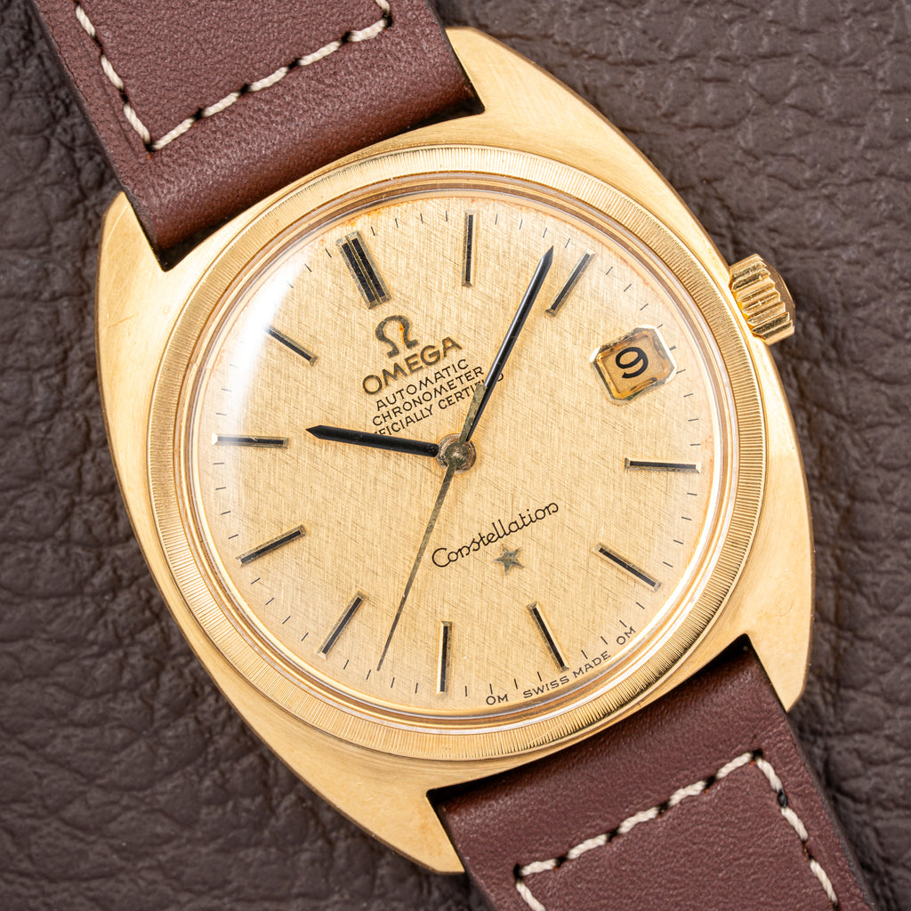 Omega Constellation C-Shape Automatic 18K Yellow Gold “OM Linen Dial”  Ref. 168.017 from 1969