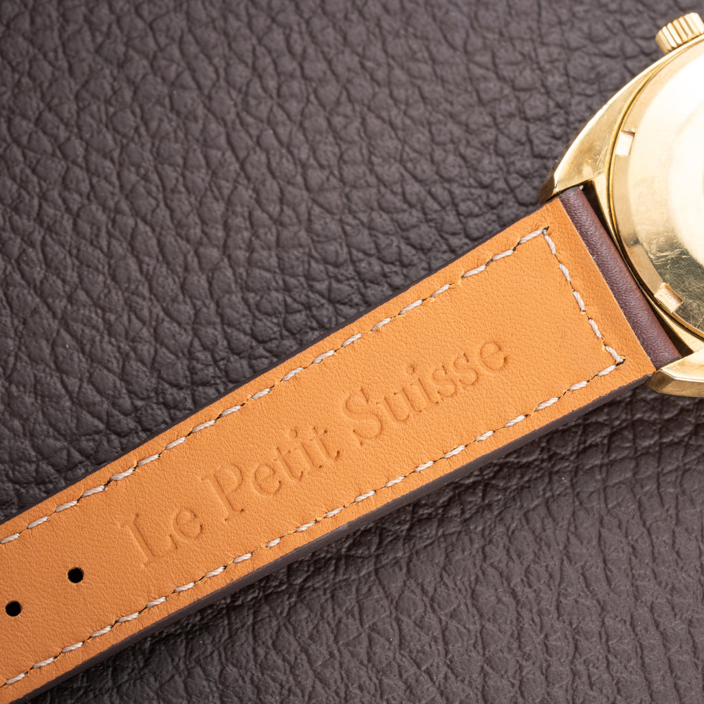 Omega Constellation C-Shape Automatic 18K Yellow Gold “OM Linen Dial”  Ref. 168.017 from 1969