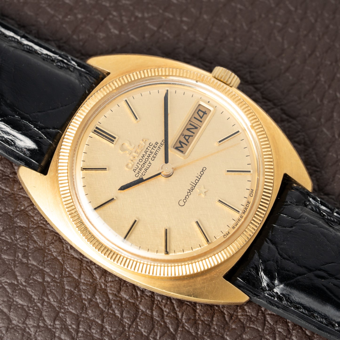 Omega Constellation C-Shape Day-Date 18K Yellow Gold OM DIAL from 1968 Ref. 168.029