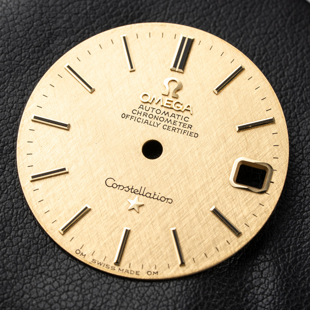 Omega Constellation C-Shape Automatic 18K Yellow Gold “OM Linen Dial” Ref. 168.017 from 1969