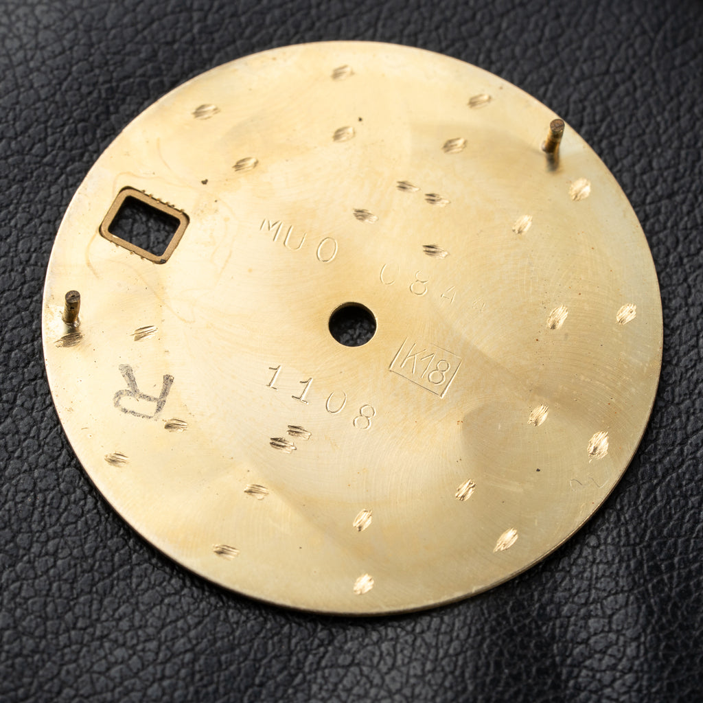 Omega Constellation C-Shape Automatic 18K Yellow Gold “OM Linen Dial” Ref. 168.017 from 1969