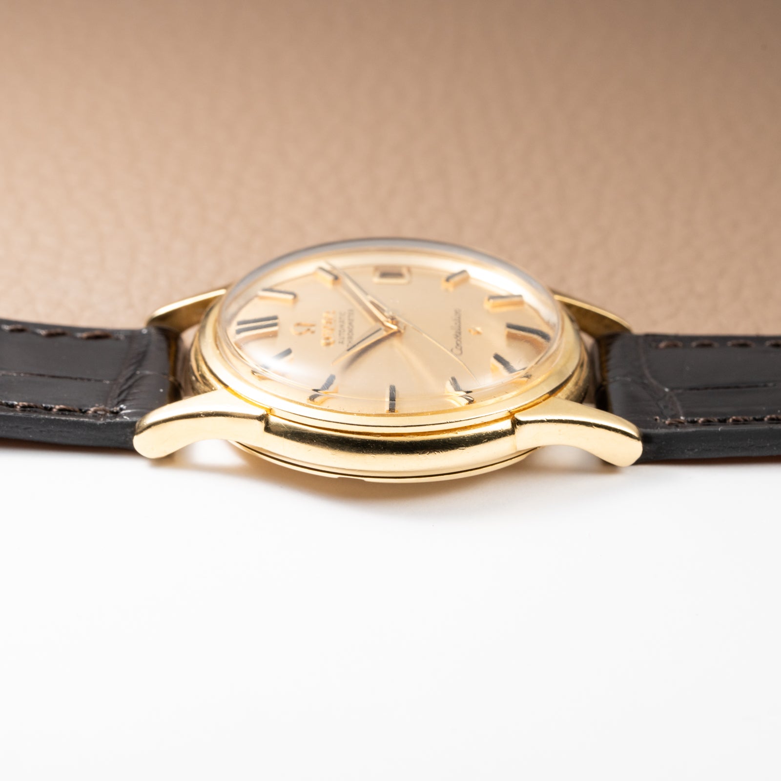 Omega Constellation DeLuxe Automatic Onyx Indices 18K Yellow Gold Ref. 14393 from 1959