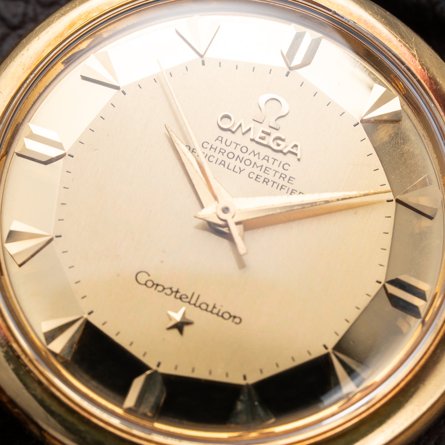 Omega Constellation DeLuxe PiePan Arrow Head 18K Yellow Gold Ref 2852 from 1958