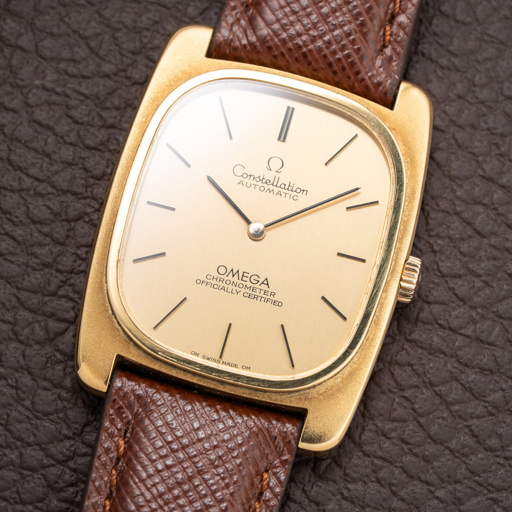 Omega Constellation Ellipse Oval Automatic OM Dial 18K Yellow Gold Ref. 153.0034 from 1968