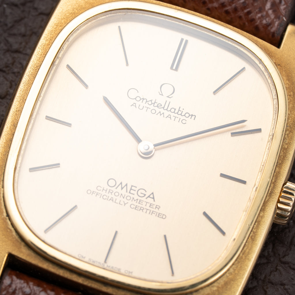 Omega Constellation Ellipse Oval Automatic OM Dial 18K Yellow Gold Ref. 153.0034 from 1968