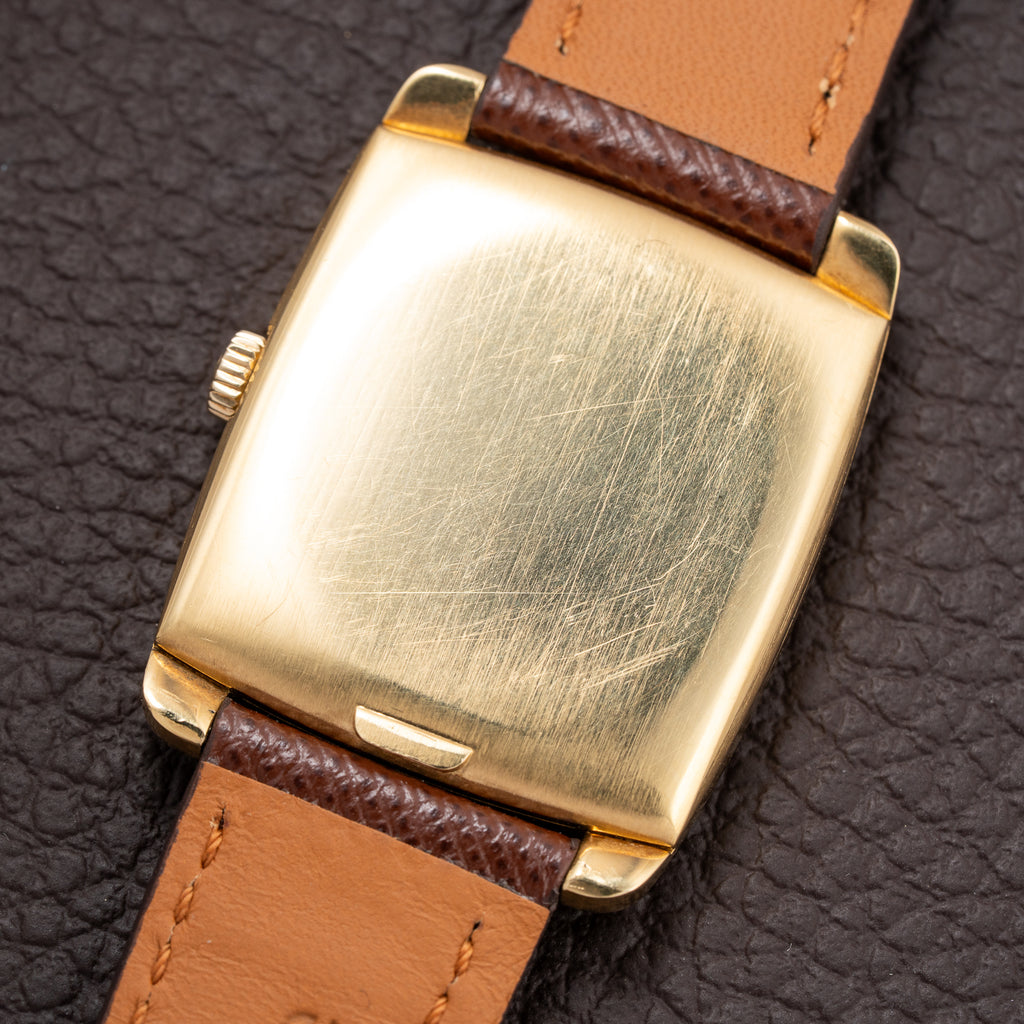 Omega Constellation Ellipse Oval Automatic OM Dial 18K Yellow Gold Ref. 153.0034 from 1968