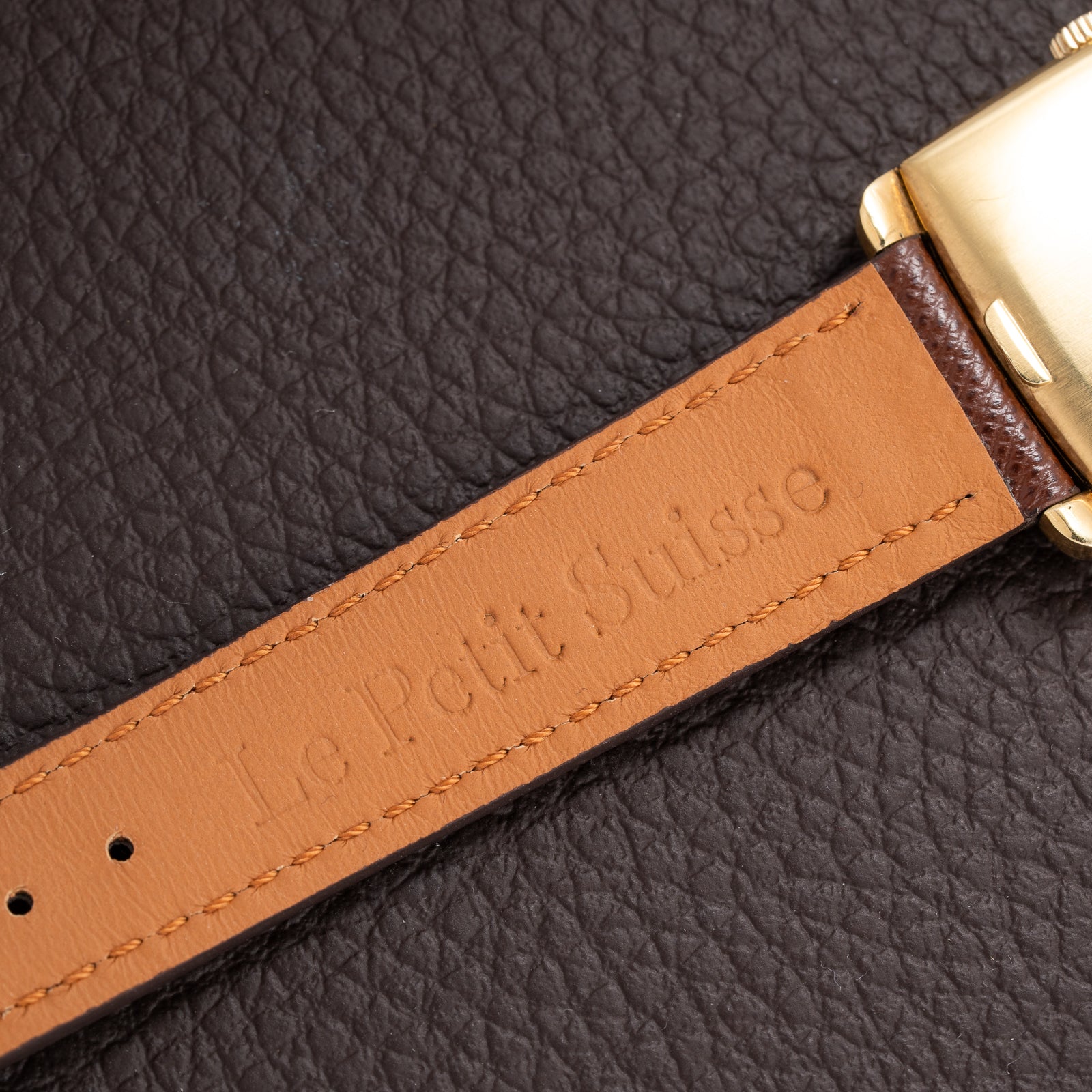 Omega Constellation Ellipse Oval Automatic OM Dial 18K Yellow Gold Ref. 153.0034 from 1968