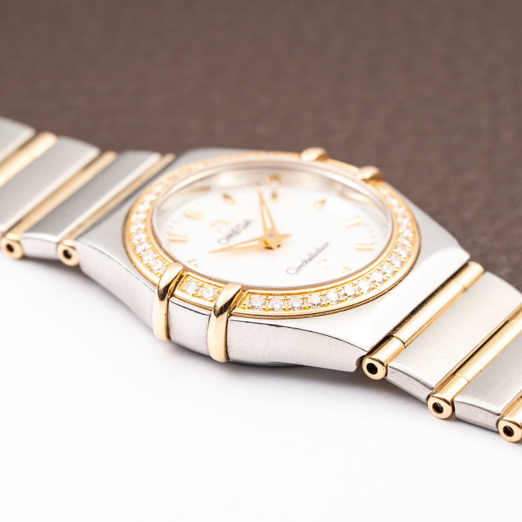 Omega Constellation Factory Diamond Set Gold & Steel Mother of Pearl Ref. 895.1201 from 1990s