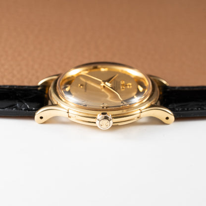 Omega Constellation Pie Pan DeLuxe Gold 18K Ref. 2699 from 1952 Early First Model