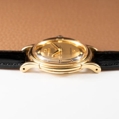 Omega Constellation Pie Pan DeLuxe Gold 18K Ref. 2699 from 1952 Early First Model