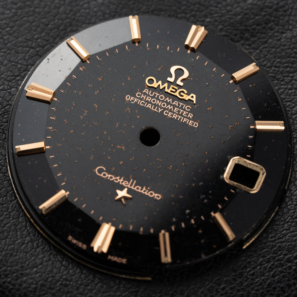 Omega Constellation Pie Pan Black Gilt Dial Dogleg Lugs Ref. 14902 From 1962