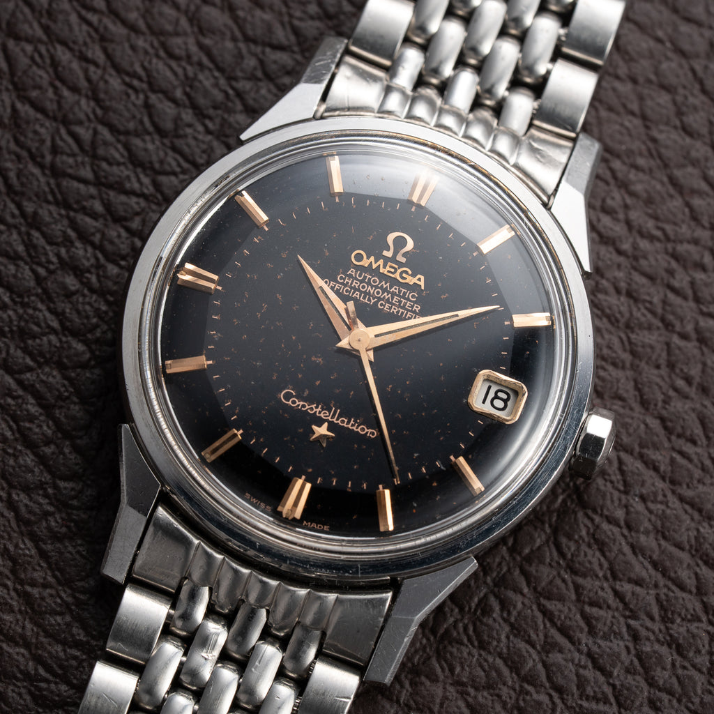 Omega Constellation Pie Pan Black Gilt Dial Dogleg Lugs Ref. 14902 From 1962
