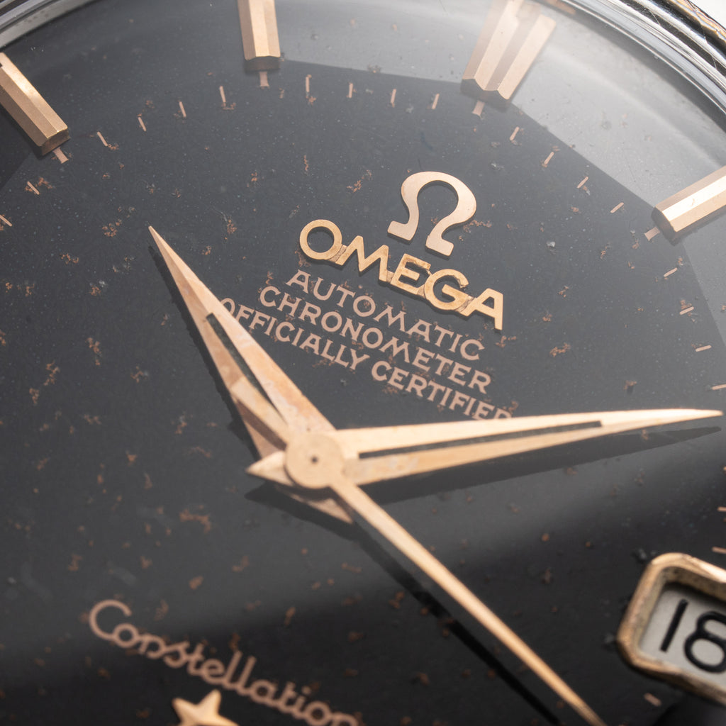 Omega Constellation Pie Pan Black Gilt Dial Dogleg Lugs Ref. 14902 From 1962
