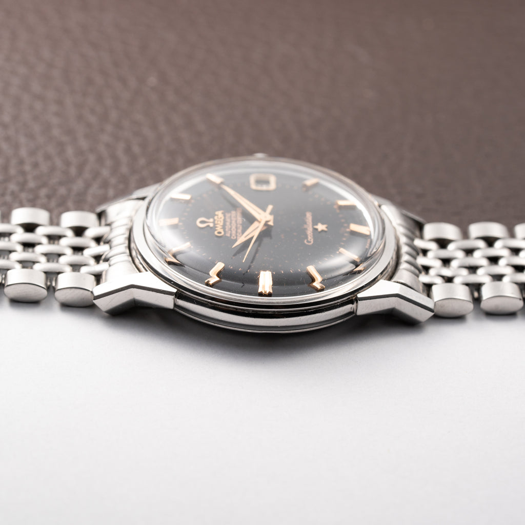 Omega Constellation Pie Pan Black Gilt Dial Dogleg Lugs Ref. 14902 From 1962