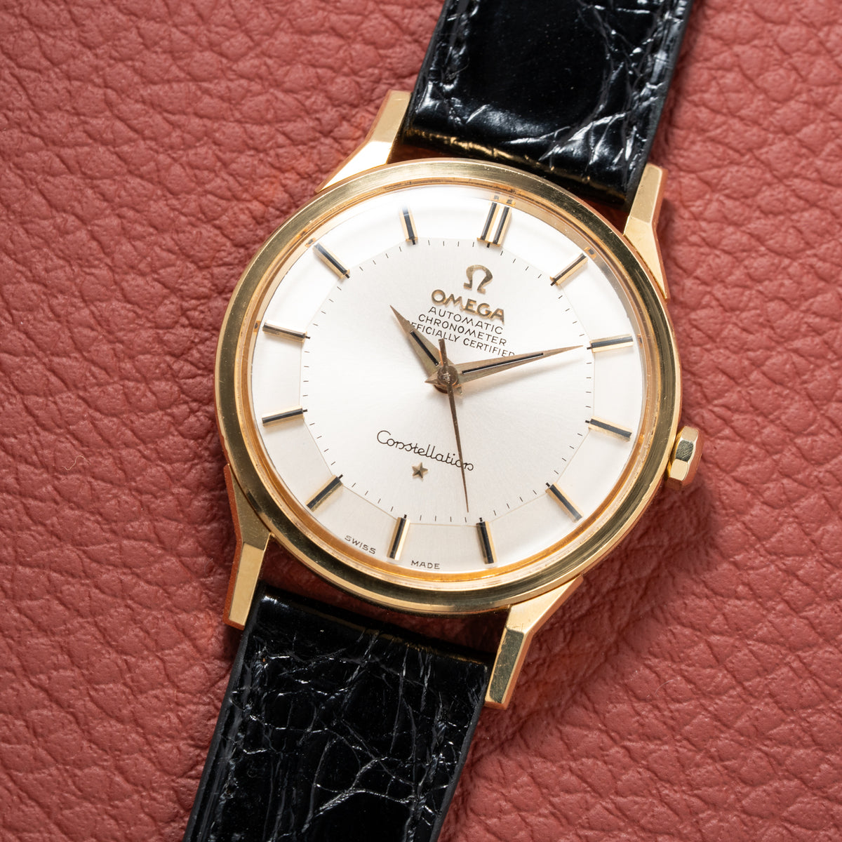 Omega Constellation Automatic Pie Pan Dog Leg 18K Gold Ref. 167.005 from 1966