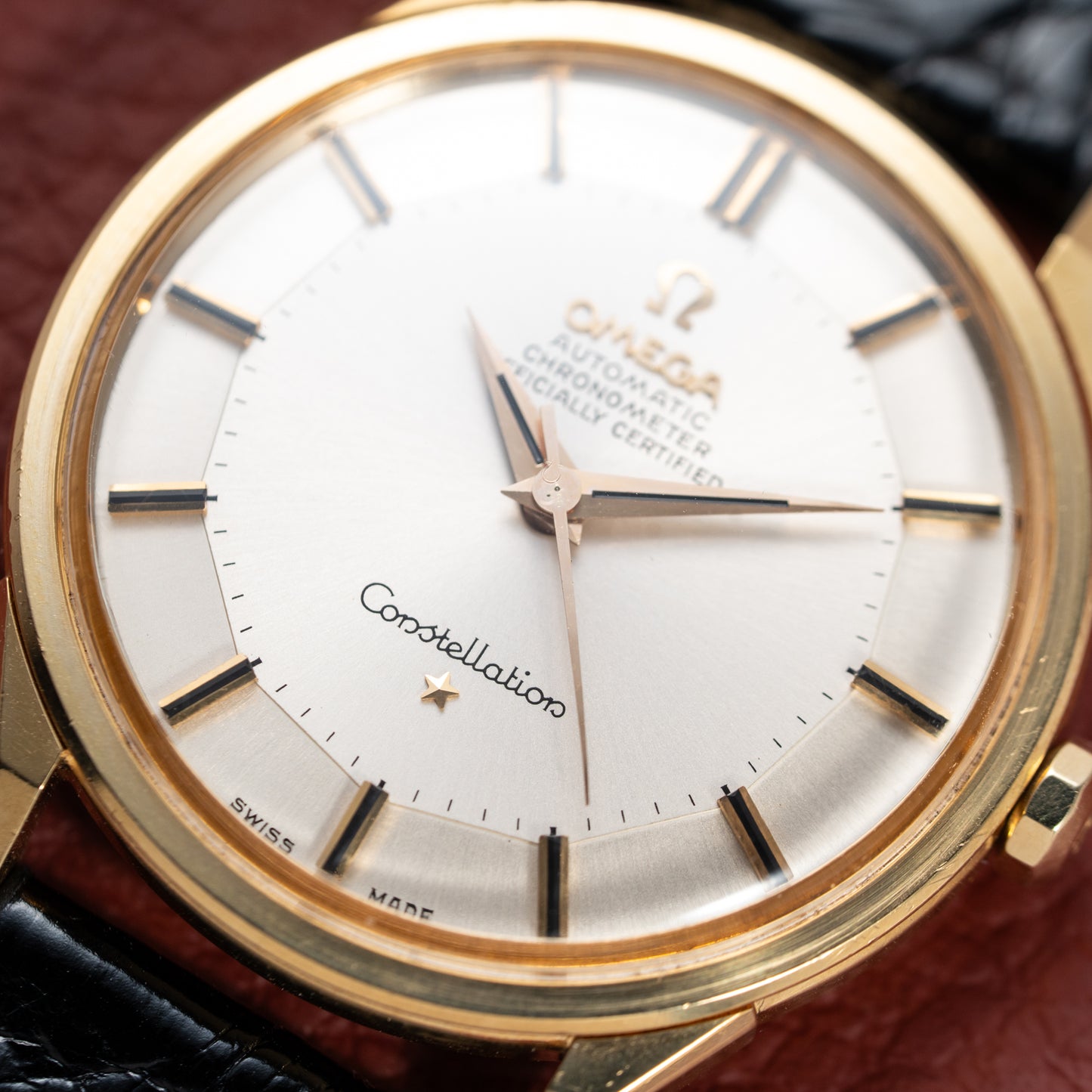 Omega Constellation Automatic Pie Pan Dog Leg 18K Gold Ref. 167.005 from 1966