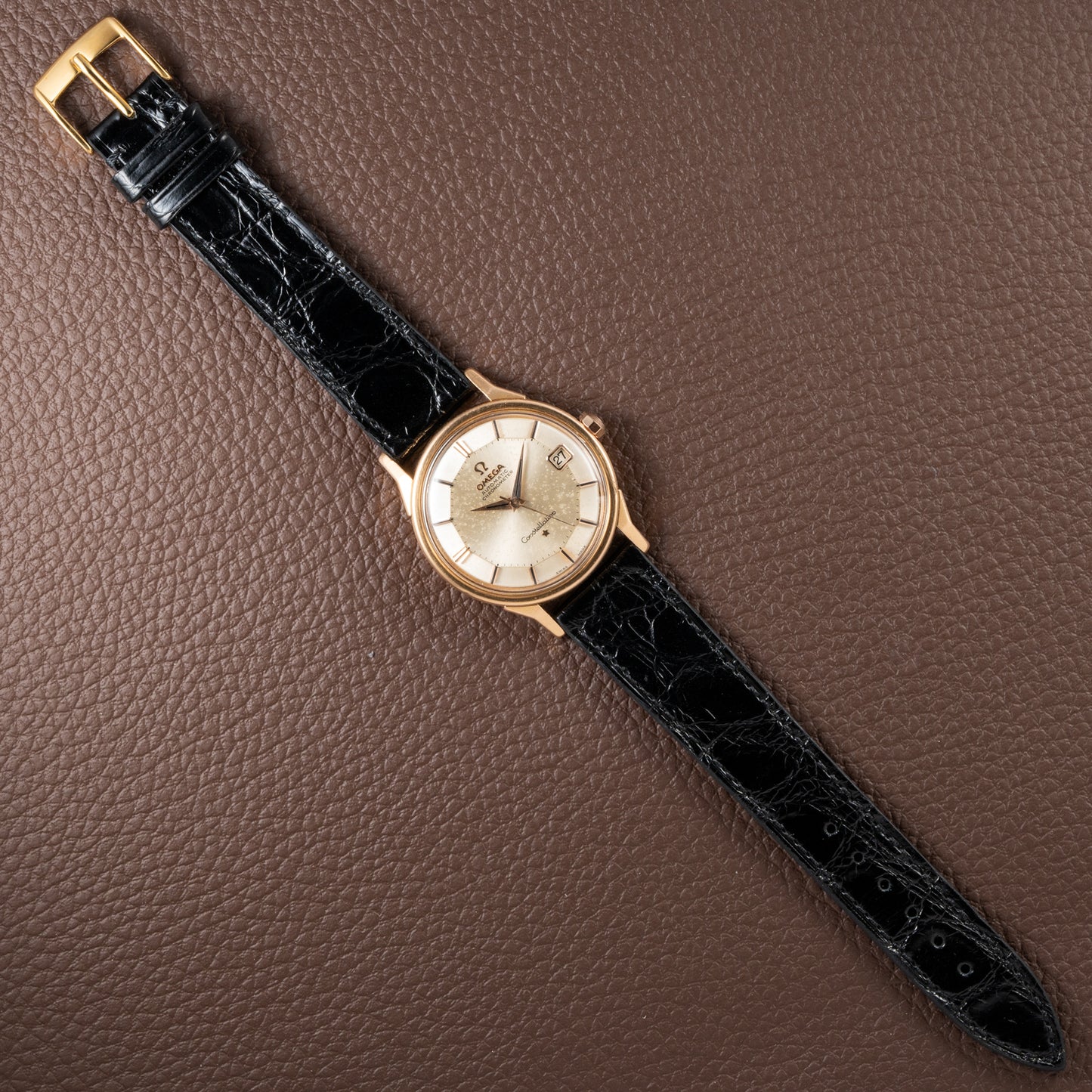 Omega Constellation Pie Pan Dog Leg French Case 18K Rosé Gold from 1962