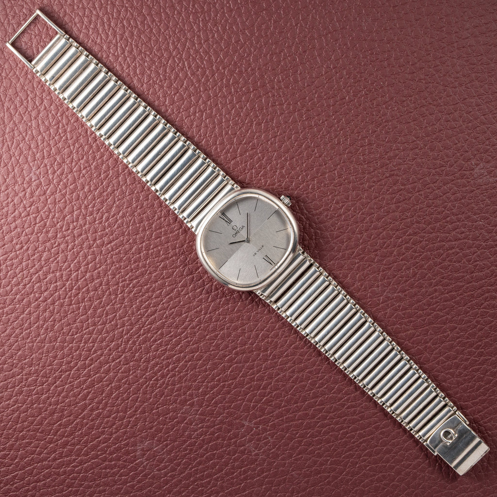Omega De Ville Jeux d’Argent 925 Sterling Silver Moiré Two Tone Dial Ref. 8390 from 1973
