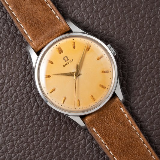 Omega Dress Watch Jumbo Centre Seconds Patina Dial Ref. 2810 from 1955