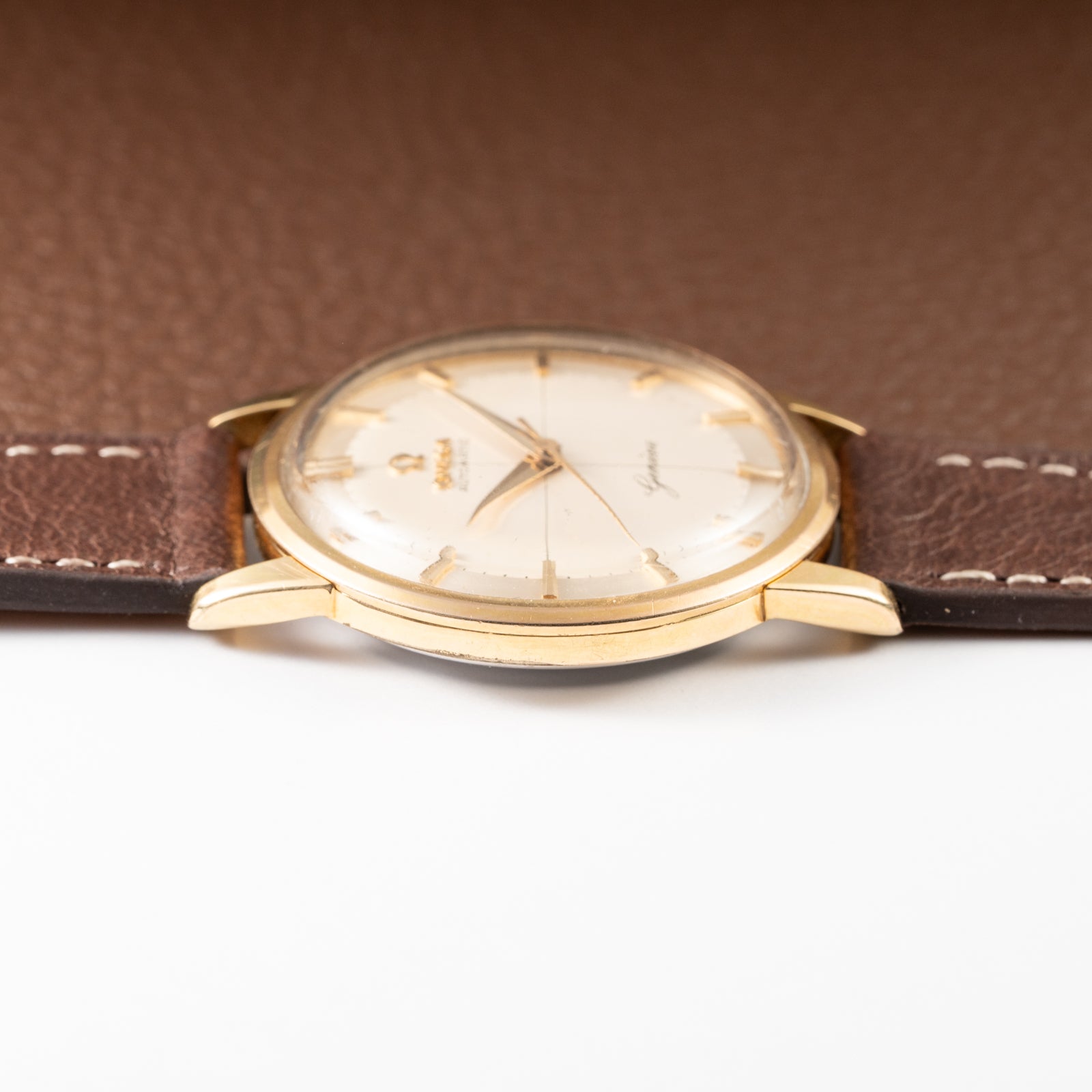 Omega Genève Crosshair Two Tone Dial Cal. 552 Ref. 14703 from 1959