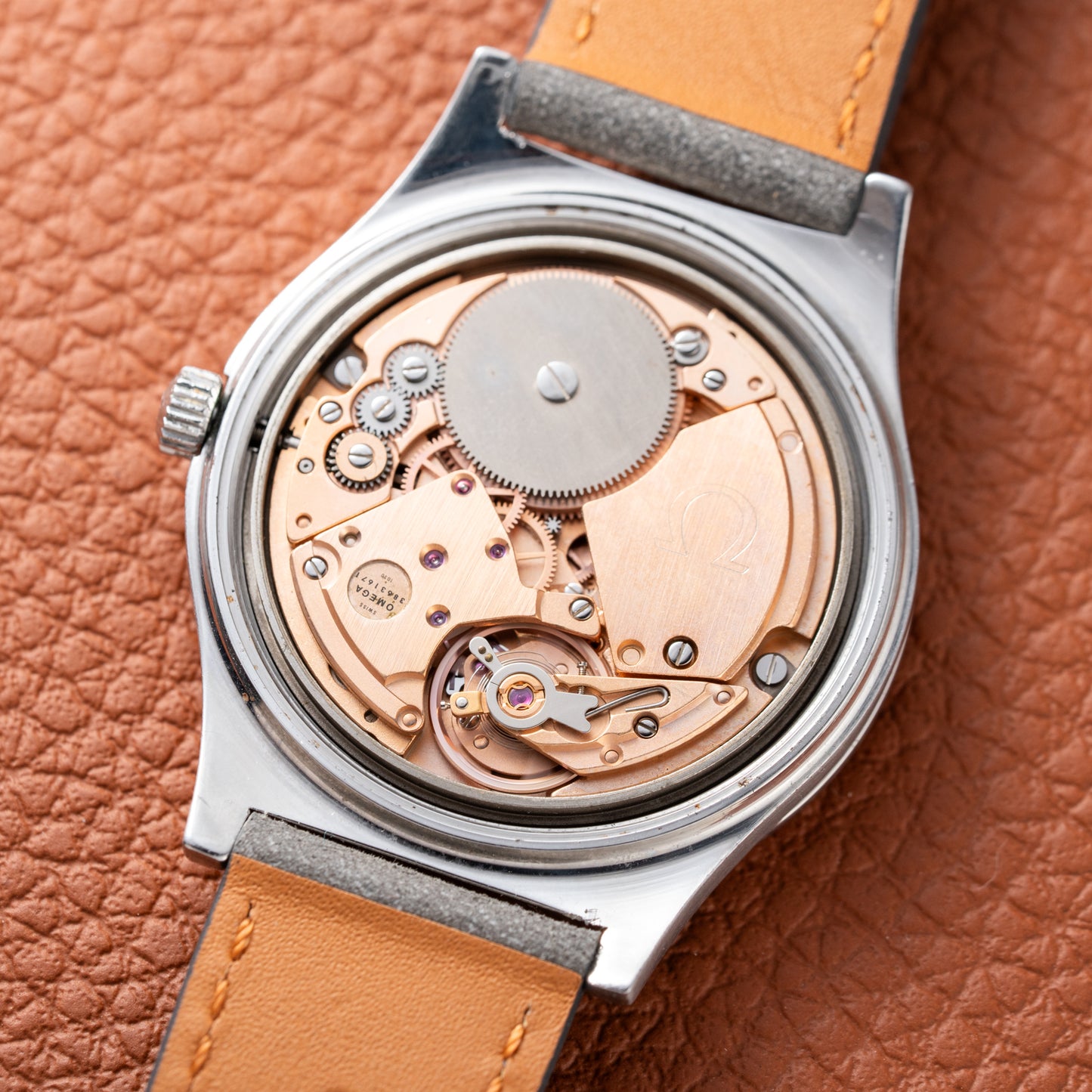 Omega Genève Jumbo "Date" Grey Dial from 1974
