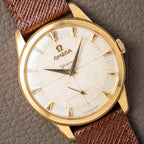 Omega Genève Honeycomb Oversize 18k Yellow Gold Ref. 2748 from 1954