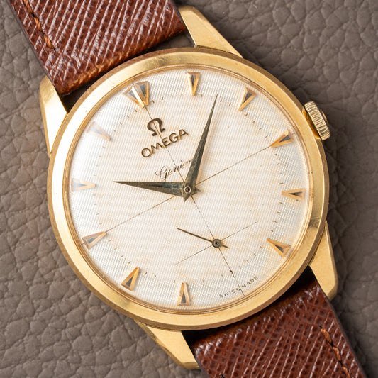 Omega Genève Honeycomb Oversize 18k Yellow Gold Ref. 2748 from 1954