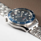 Omega Seamaster Quartz Blue Wave 300M Ref. 22218000 from 2012 with paper